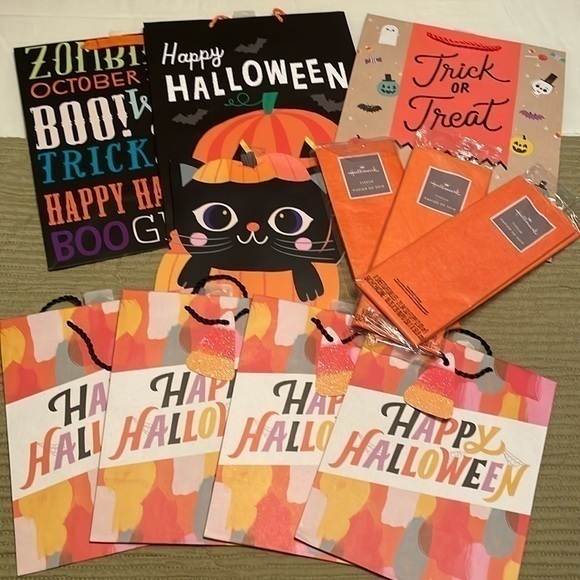 Hallmark Other - Hallmark 11 Piece Bundle of Halloween Gift Bags & Tissue Paper